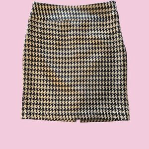 The Limited Black and Cream Houndstooth Mini Skirt